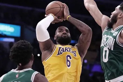 LeBron brilha e Lakers vencem clássico contra os Celtics; Nets batem Mavericks