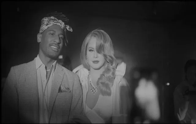 Lana del Rey se transforma em atriz no clipe de ‘Candy Necklace’ com Jon Batiste