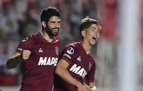 São Paulo sofre gol no fim do jogo e está eliminado da Copa Sul-Americana