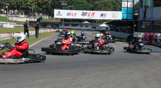 Copa Bandoleros de Kart começa em alta velocidade