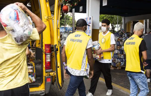 Mais de 12 toneladas de solidariedade