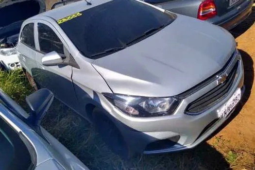 Leilão do Detran.SP em Guarulhos tem Chevrolet Onix com lance inicial de R$ 20 mil