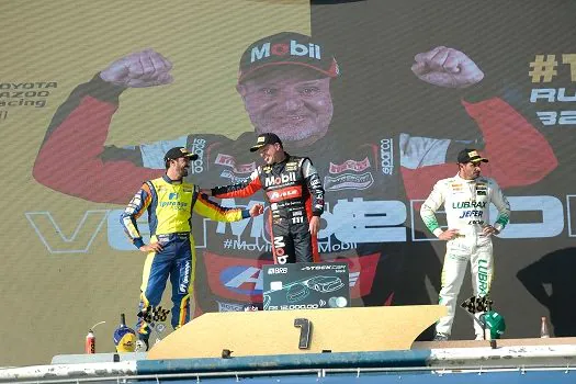 Stock Car coloca fã no pódio em Interlagos