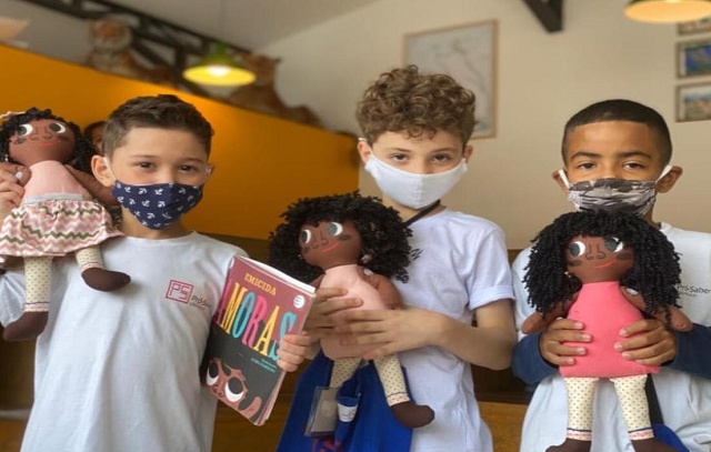 Dia Nacional do Livro Infantil: biblioteca infantojuvenil na comunidade de Paraisópolis conta com milhares de títulos e incentiva a leitura de 100 livros por ano