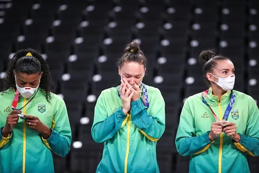 Reedição da final olímpica entre Brasil e EUA traz memória especial para Roberta