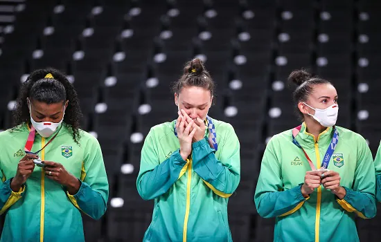 Reedição da final olímpica entre Brasil e EUA traz memória especial para Roberta