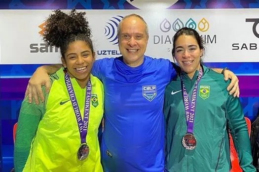 Amanda Schott conquista o bronze no Mundial de levantamento de pesos