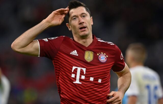 Lewandowski é eleito como melhor jogador do mundo pela Fifa