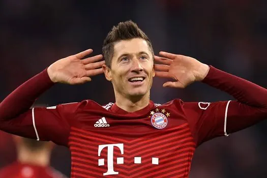 “Acredito que posso levar o Barça de volta ao topo”, diz Lewandowski