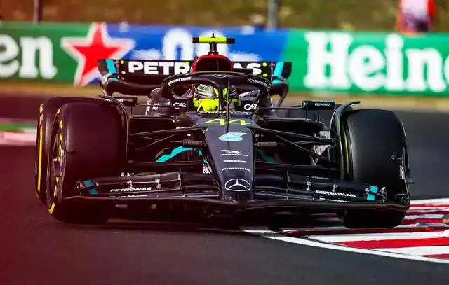 Hamilton supera Verstappen por 3 milésimos e é pole na Hungria