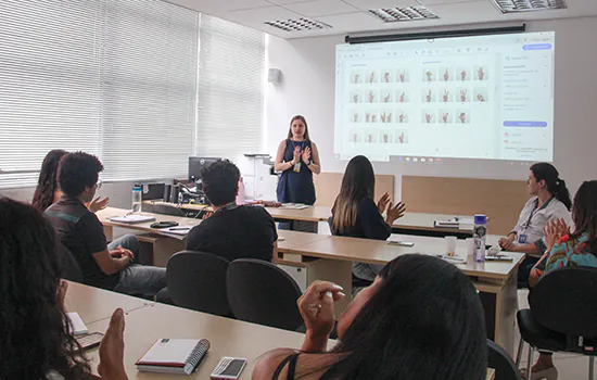 Câmara de São Caetano realiza curso de Libras para funcionários