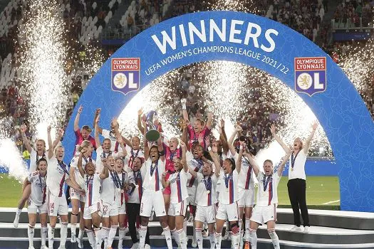 Lyon derrota Barcelona em Turim e conquista Liga dos Campeões feminina