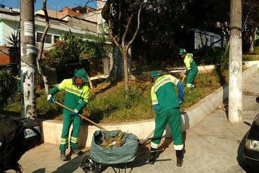 Túnel Jornalista Fernando Vieira de Mello será interditado para limpeza