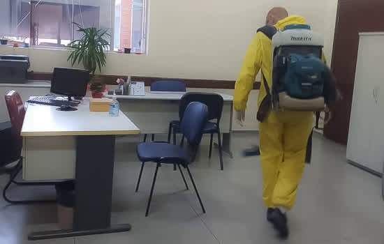 Secretaria de Educação de Ribeirão Pires recebe limpeza desinfetante