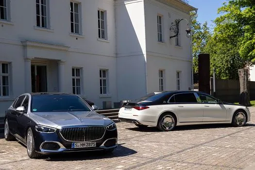 A última ostentação – Mercedes lança nova versão Maybach do Classe S