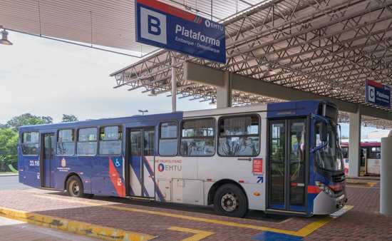 Confira como será a operação das linhas da EMTU no feriado de 9 de julho