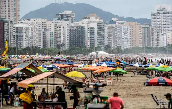 SP: 1º feriadão com praias liberadas deve ter 4