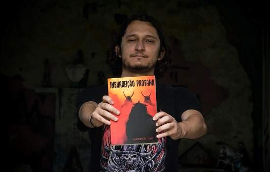Autor de Mauá lança livro marcado por tragédia, luta por sanidade e ocultismo