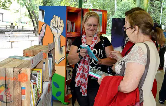 Projeto Livro Vivo leva literatura para Santo André