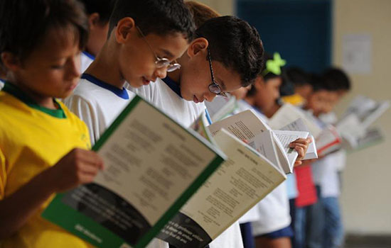 Prorrogado até as 23h59 de hoje prazo para escolha do livro didático