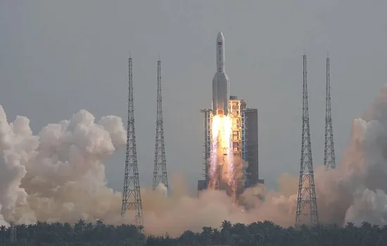 Lixo espacial chinês cai no Pacífico e fecha parte do espaço aéreo da Europa