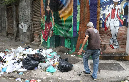 Garis do RJ suspendem greve temporariamente por causa das chuvas