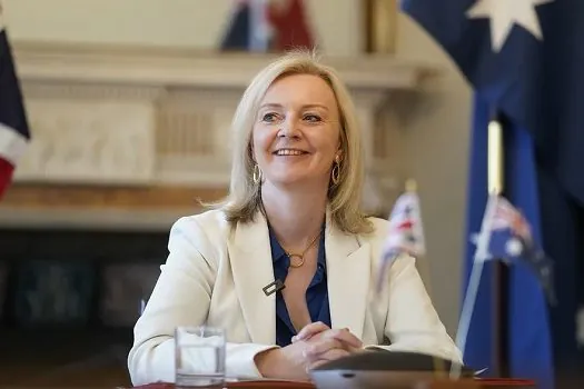 No Reino Unido, 55% dos parlamentares conservadores querem renúncia de Liz Truss