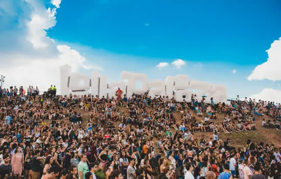 Lollapalooza Brasil terá Lolla Transfer e estacionamento dentro do Autódromo