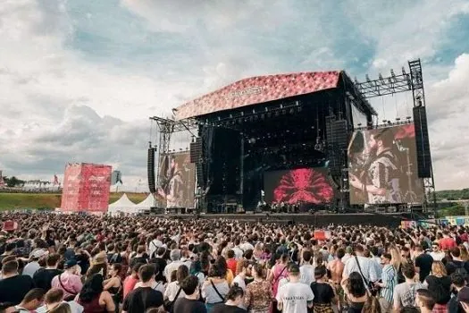 Ministro do TSE revoga proibição de falas políticas no Lollapalooza