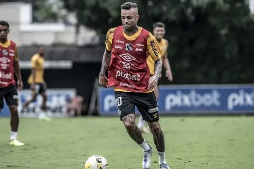 Santos oficializa a saída de Luan, Madson e mais dois para a próxima temporada