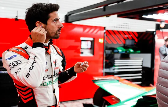 Fórmula E: Di Grassi salva ponto em corrida caótica em Valência