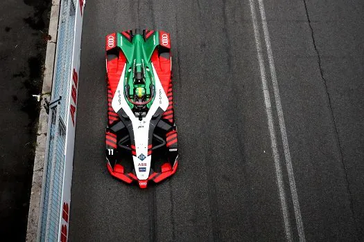 Buemi leva punição leve por jogar Di Grassi contra o muro