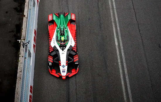 Buemi leva punição leve por jogar Di Grassi contra o muro