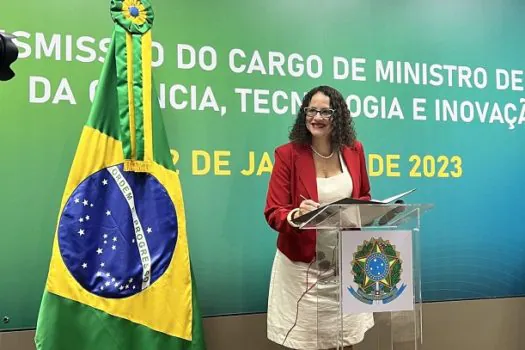 Luciana Santos assume o Ministério da Ciência e Tecnologia