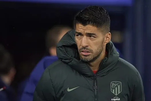 Atacante Luis Suárez tem ‘Dia D’ para decidir se retorna ao Nacional