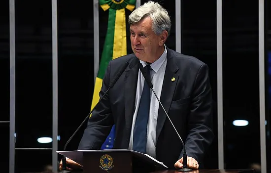 Renan diz que vai incluir Luiz Carlos Heinze na lista de indiciados da CPI