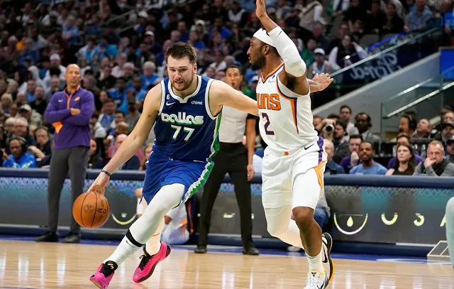 Luka Doncic comanda vitória tranquila do Dallas Mavericks sobre os Suns na NBA