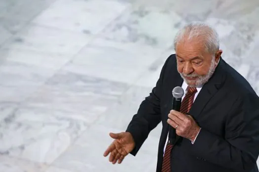 Depredação nos 3 Poderes ‘foi revolta de ricos que perderam eleições’, diz Lula