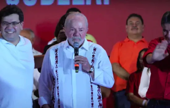 TSE vê propaganda antecipada e manda remover vídeo em que Lula pede votos no PI