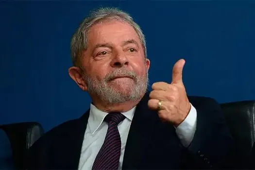 Juiz tranca ação contra Lula por corrupção para favorecer a Odebrecht