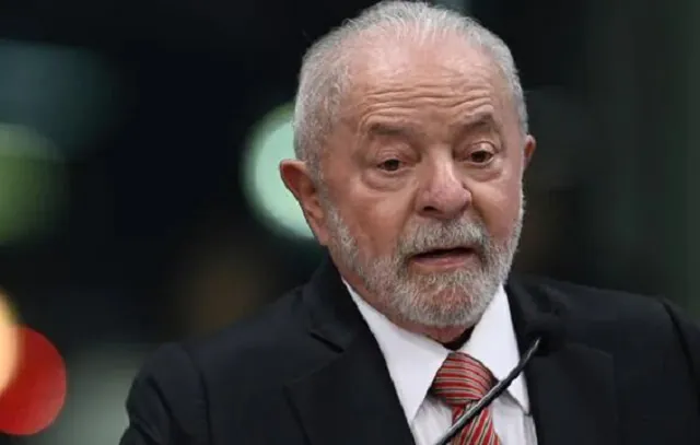 Ministros pedem a Lula que amenize ataques ao BC