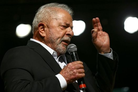 Lula diz que terá que fazer varredura no Palácio da Alvorada antes de se mudar