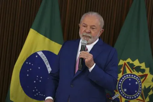 Golpistas que promoveram destruição do patrimônio público serão punidos, diz Lula