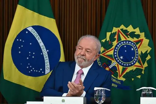 Lula: Forças Armadas não são poder moderador e devem agir conforme a Constituição