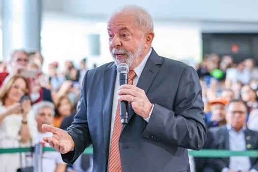 Lula diz que há apoiadores de Bolsonaro ‘escondidos às pencas’ no governo