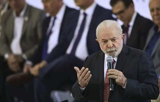 Lula diz que Bolsonaro é culpado por atos golpistas no DF: ‘Ele instigou o ódio’