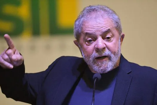 Lula diz que Bolsonaro está ‘ligado a uma corrente de extrema-direita no mundo’