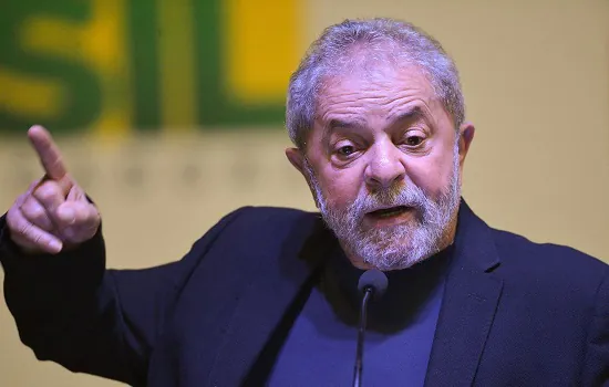 Lula diz que Bolsonaro está ‘ligado a uma corrente de extrema-direita no mundo’