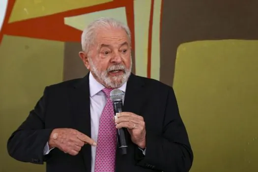 Morte de reitor de universidade catarinense foi aberração, diz Lula