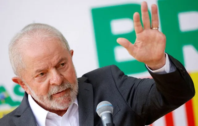 Lula vai a Montevidéu para tentar salvar Mercosul de acordo entre Uruguai e China